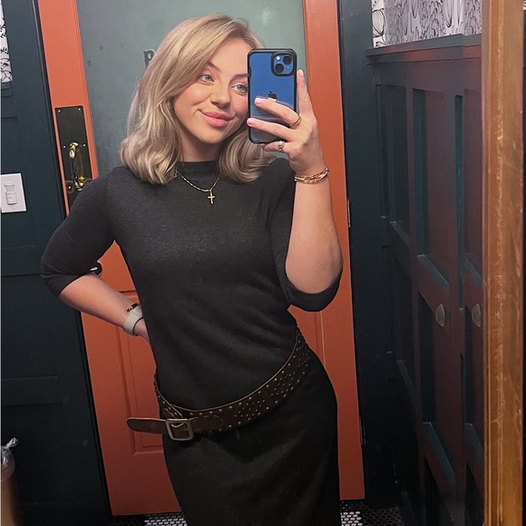 Meet your Posher, Rory - Picture 3 of 5